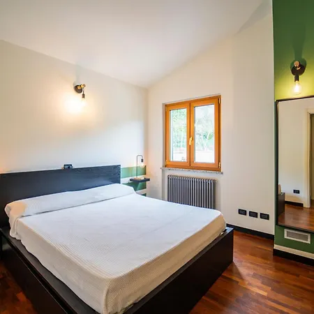 Lepre Villa Casarza Ligure